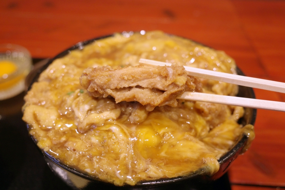 大阪美食【Pommier】巨大豬排飯推薦，4大丼飯均一價 1550日元（菜單） @捲捲頭 ♡ 品味生活