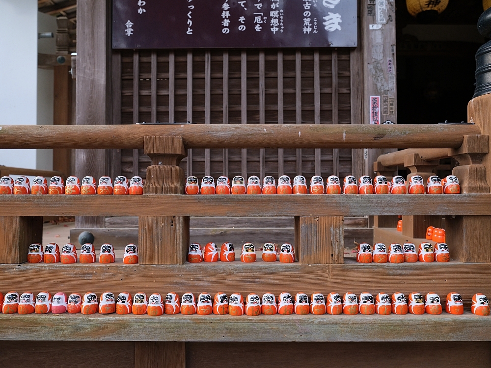 大阪景點【勝尾寺】可愛到犯規的達摩不倒翁，門票、交通、環境全攻略 @捲捲頭 ♡ 品味生活