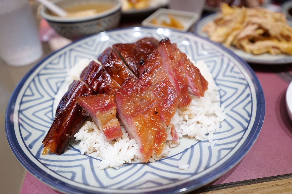 【棋哥燒鵝】尖沙咀必吃燒味！燒鵝皮脆肉嫩、叉燒蜜香四溢，還有驚艷手撕雞！ @捲捲頭 ♡ 品味生活