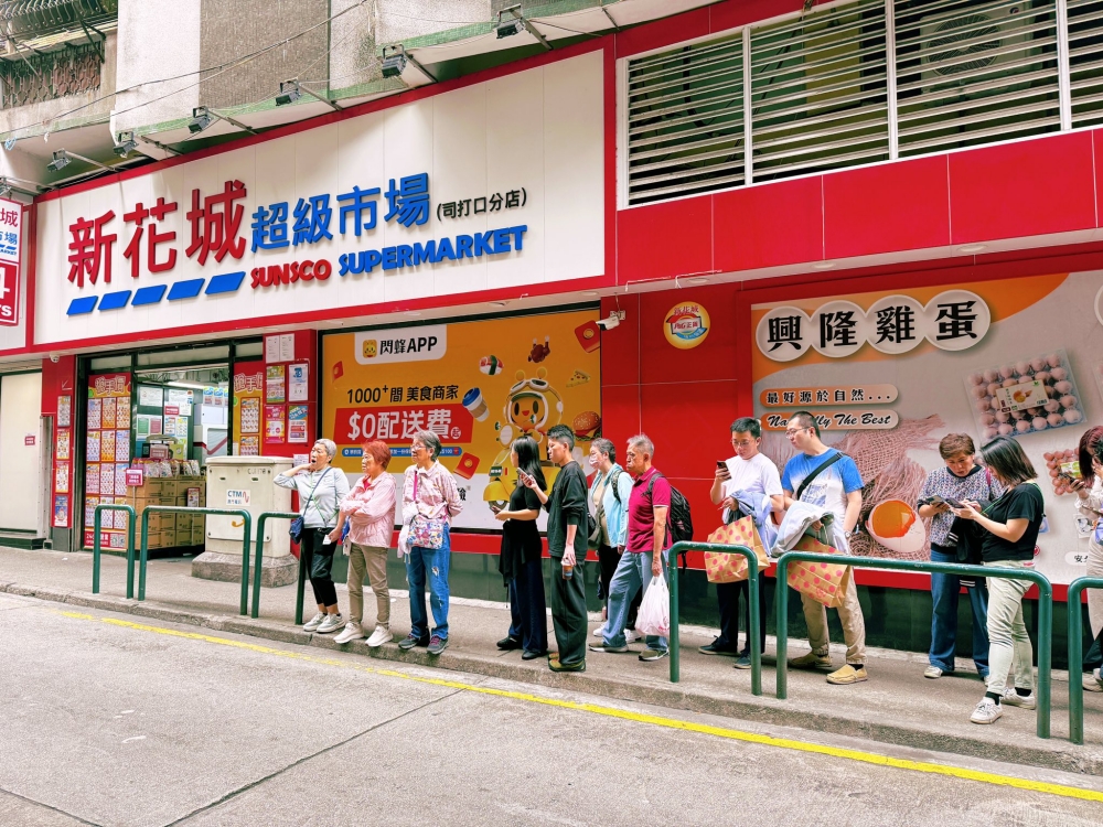 【澳門最香餅家】手信推薦，排隊也要買的炭燒杏仁餅！只有老饕才知道的傳奇小店 @捲捲頭 ♡ 品味生活