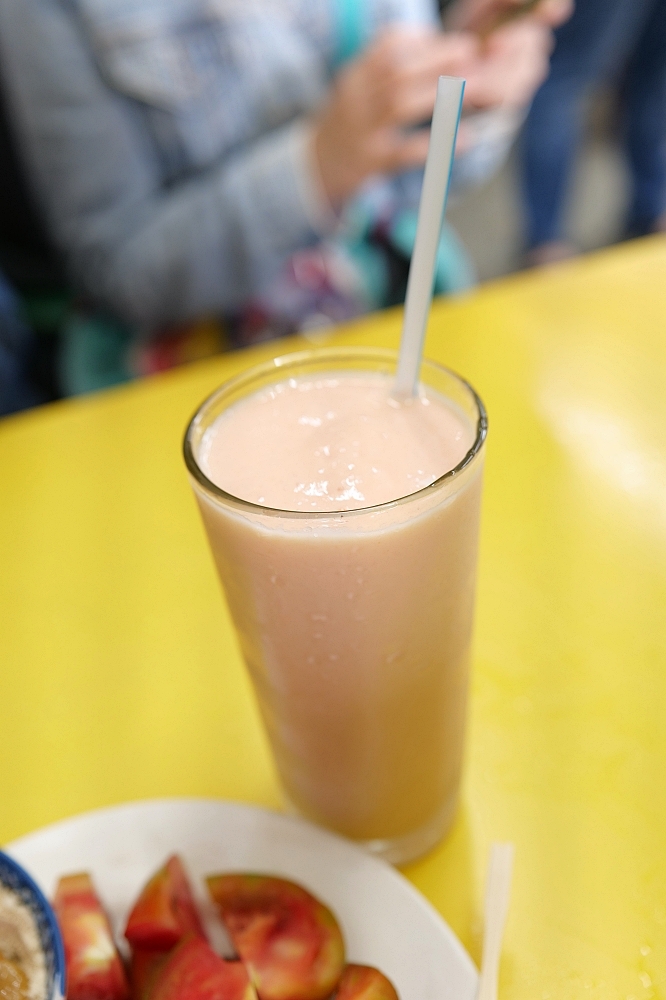 【華西街夜市美食推薦】華西街珍果,薑汁番茄、超濃木瓜牛奶，萬華老店不能錯過！ @捲捲頭 ♡ 品味生活