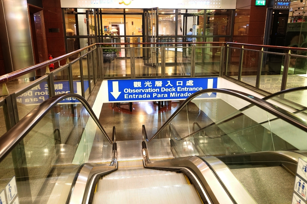 【澳門下午茶推薦】澳門塔360°旋轉餐廳：邊賞景邊吃甜點的夢幻體驗！ @捲捲頭 ♡ 品味生活