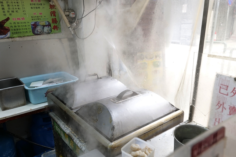 【澳門倫記軟滑腸粉】隱藏街邊的米其林推薦腸粉！早午餐排爆神店 @捲捲頭 ♡ 品味生活