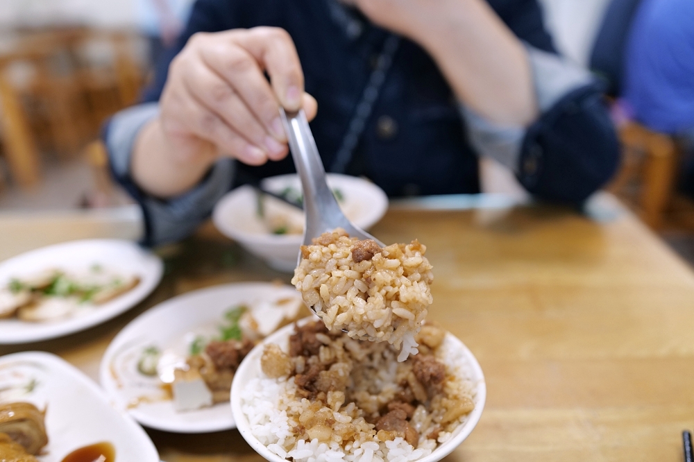 【宜蘭美食推薦】頭城麻醬麵蛤蠣湯宜蘭分店，麻醬控天堂，隱藏版沙茶麵也太猛！ @捲捲頭 ♡ 品味生活