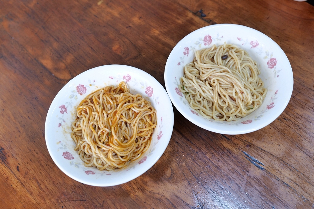 【羅東炸醬麵推薦】炸醬麵香辣夠味超涮嘴，在地吃貨大推蘭陽香辣麵 @捲捲頭 ♡ 品味生活