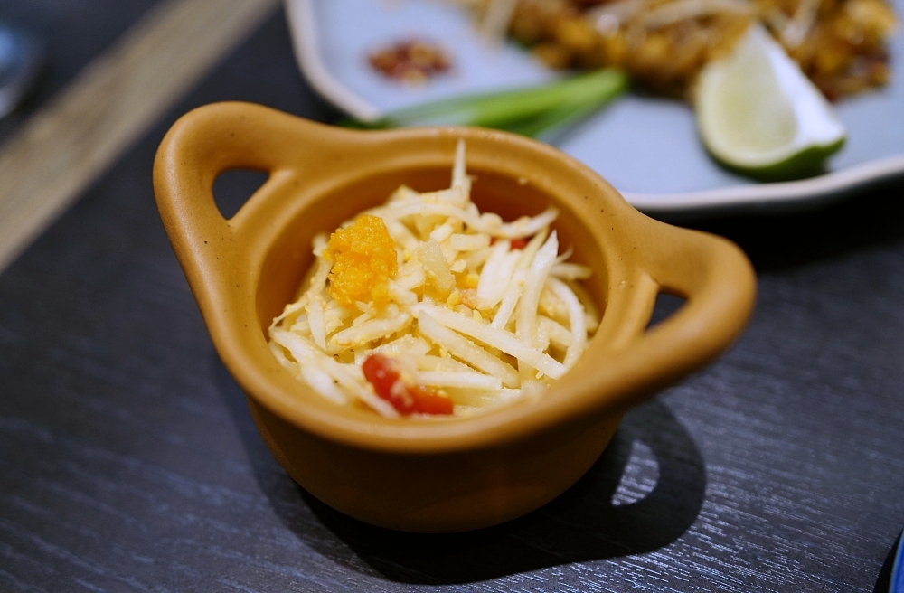 【台北信義A8美食推薦】帕泰家 Baan Phadthai,一個人也能爽吃的米其林泰式料理！ @捲捲頭 ♡ 品味生活