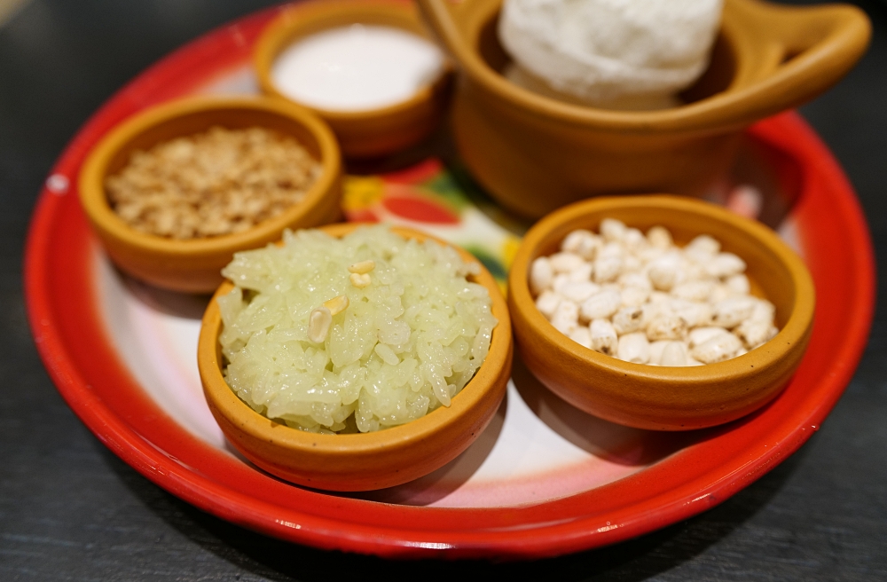 【台北信義A8美食推薦】帕泰家 Baan Phadthai,一個人也能爽吃的米其林泰式料理！ @捲捲頭 ♡ 品味生活
