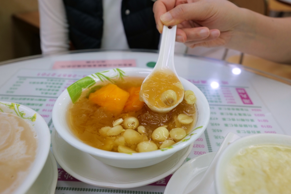 【澳門自由行】杏香園，在地人推薦糖水鋪，超過30款港式甜湯一次吃遍 @捲捲頭 ♡ 品味生活