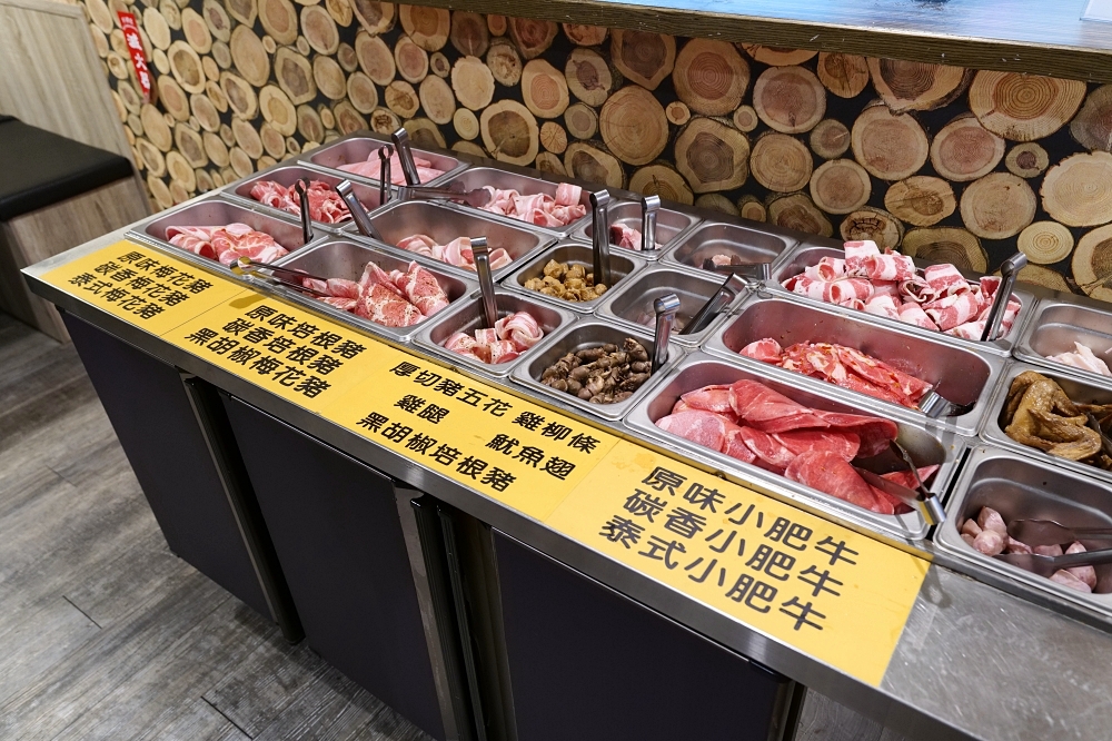 宜蘭燒肉推薦｜天滿燒肉399吃到飽！12種肉＋牛豬肉丼雞湯白蝦超狂 @捲捲頭 ♡ 品味生活