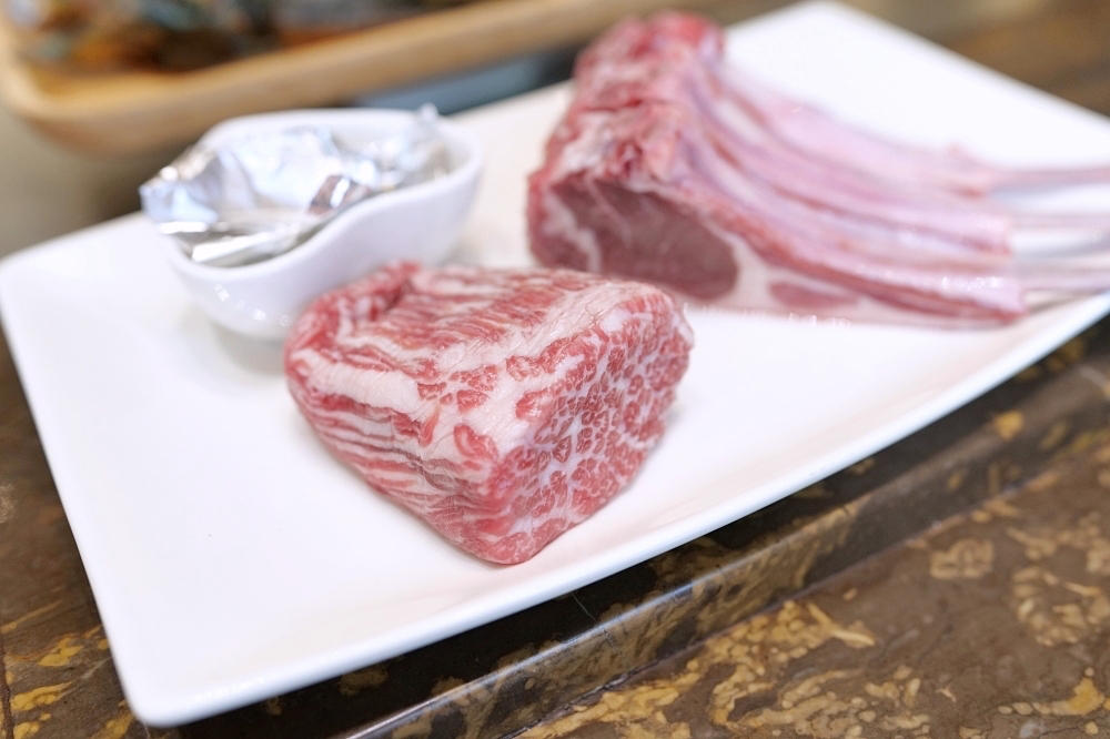 南京復興慶生首選【明水然鐵板燒慶城店】龍蝦、干貝、Prime 牛小排一次全包！這間鐵板燒也太狂了吧？ @捲捲頭 ♡ 品味生活