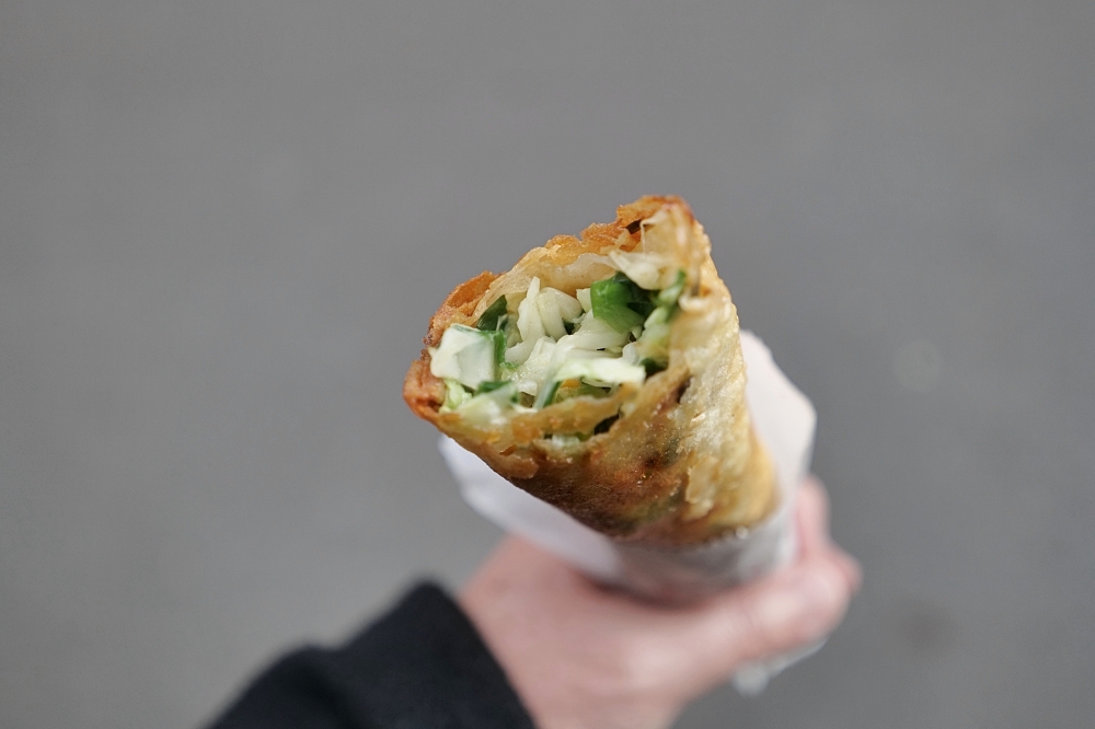 阿琴春捲|宜蘭三星美食推薦:30元銅板價吃超大支炸春捲,還有軟嫩蘿蔔糕 @捲捲頭 ♡ 品味生活 阿琴春捲|宜蘭三星美食推薦:30元銅板價吃超大支炸春捲,還有軟嫩蘿蔔糕 @捲捲頭 ♡ 品味生活