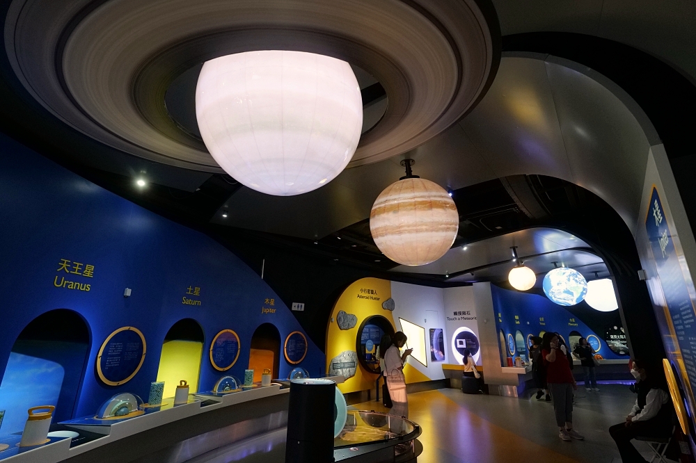 香港太空館開箱｜親子最愛！90%互動設施＋門票只要10港幣 @捲捲頭 ♡ 品味生活
