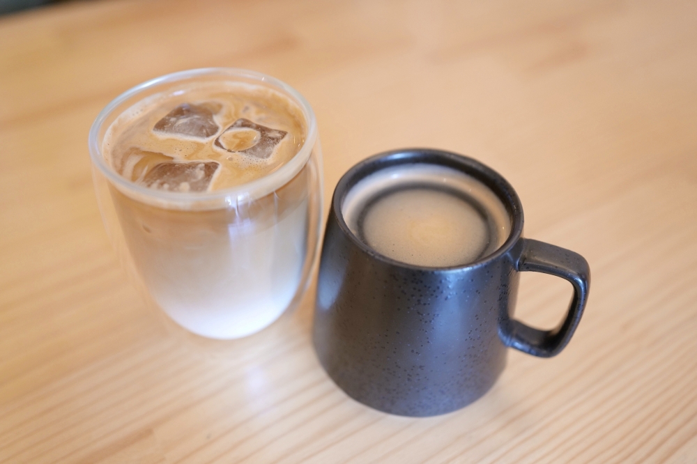 花室咖啡｜員山超療癒咖啡廳推薦，貓咪陪吃＋濃湯鬆餅一次滿足 @捲捲頭 ♡ 品味生活
