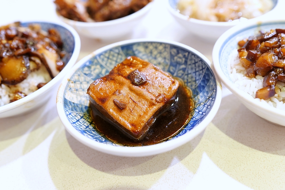 【阿義滷肉飯開箱】華西街夜市必吃！小王煮瓜隔壁的低調強者 @捲捲頭 ♡ 品味生活