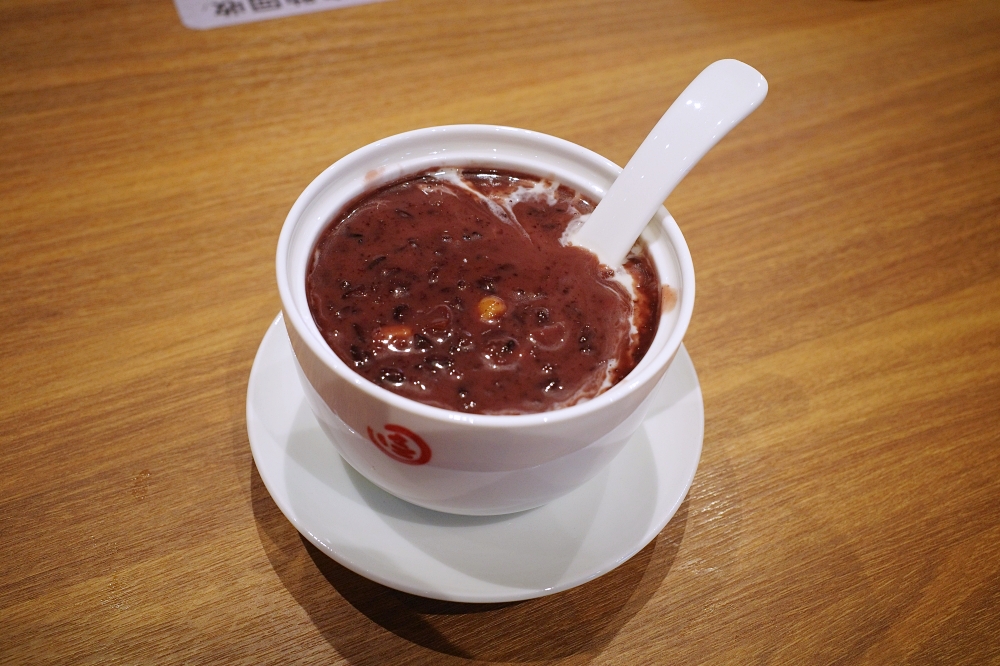 佳佳甜品必吃攻略｜米其林老牌港式糖水，連香港人都愛的味道 @捲捲頭 ♡ 品味生活