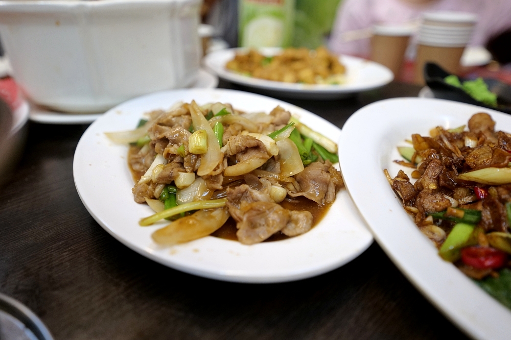 百匯窯烤雞｜宜蘭烤雞推薦，十大好食餐廳連霸 @捲捲頭 ♡ 品味生活
