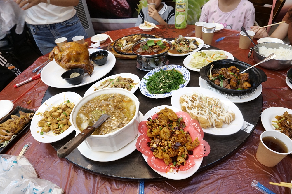 百匯窯烤雞｜宜蘭烤雞推薦，十大好食餐廳連霸 @捲捲頭 ♡ 品味生活