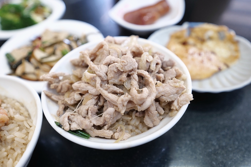 台南集品蝦仁飯｜台南必吃經典小吃推薦 @捲捲頭 ♡ 品味生活