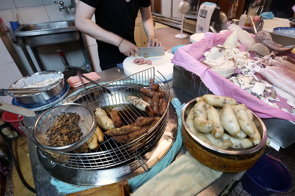 溪仔香腸熟肉｜藥王廟附近隱藏版台南美食 @捲捲頭 ♡ 品味生活