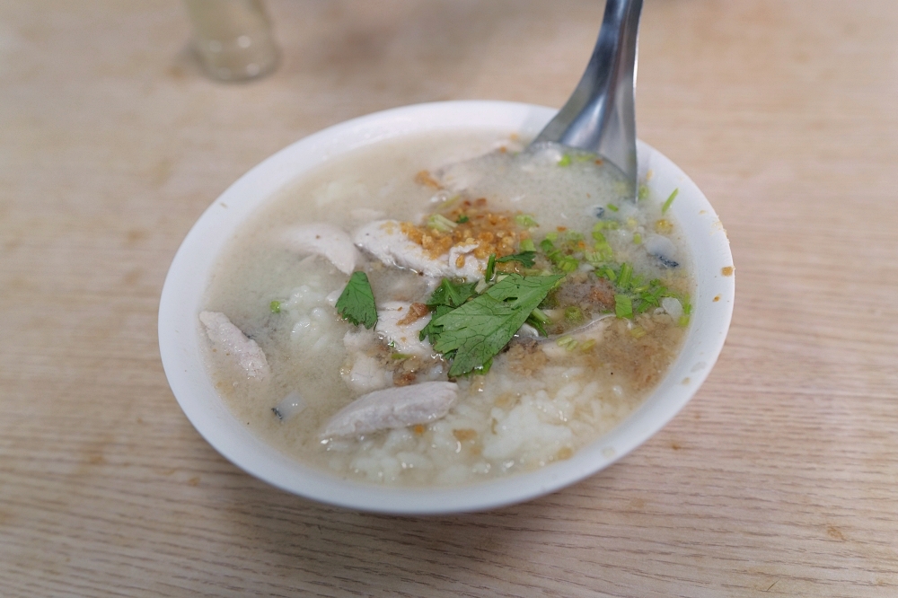 【台南美食】阿星鹹粥,必比登推薦在地人都愛的虱目魚粥 @捲捲頭 ♡ 品味生活