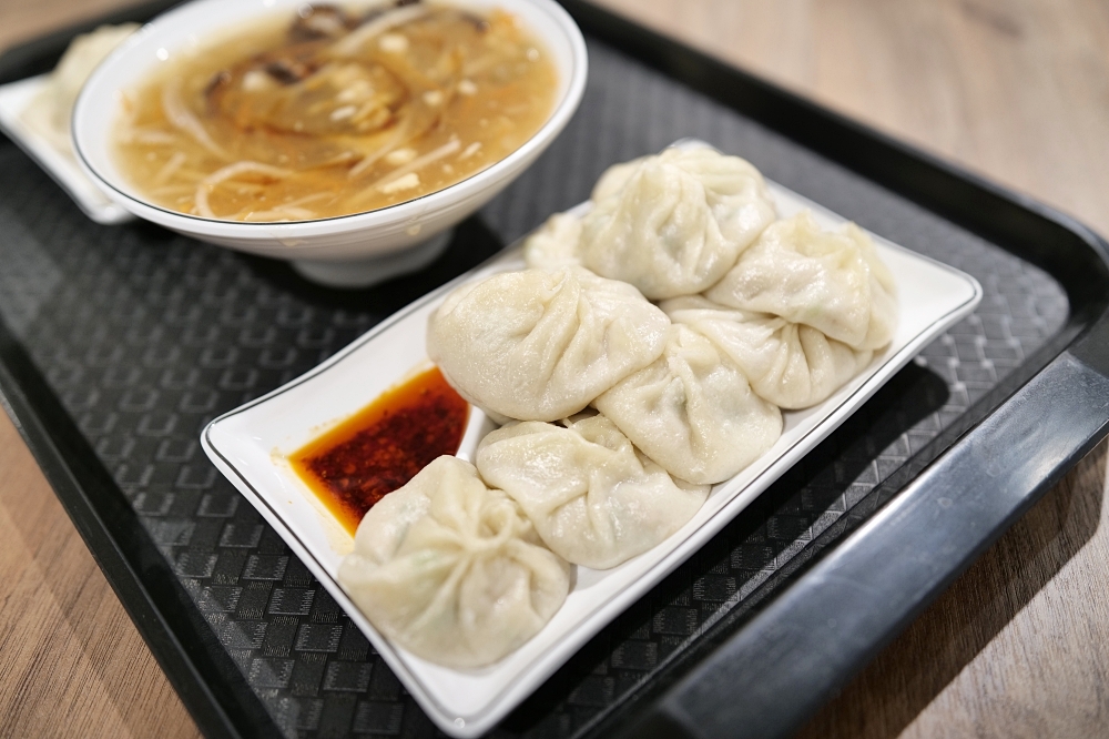 蘇澳美食推薦｜正好小籠包鮮肉蘇澳店，火車站前人氣美食 @捲捲頭 ♡ 品味生活