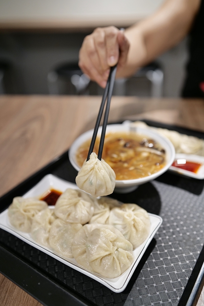蘇澳美食推薦｜正好小籠包鮮肉蘇澳店，火車站前人氣美食 @捲捲頭 ♡ 品味生活