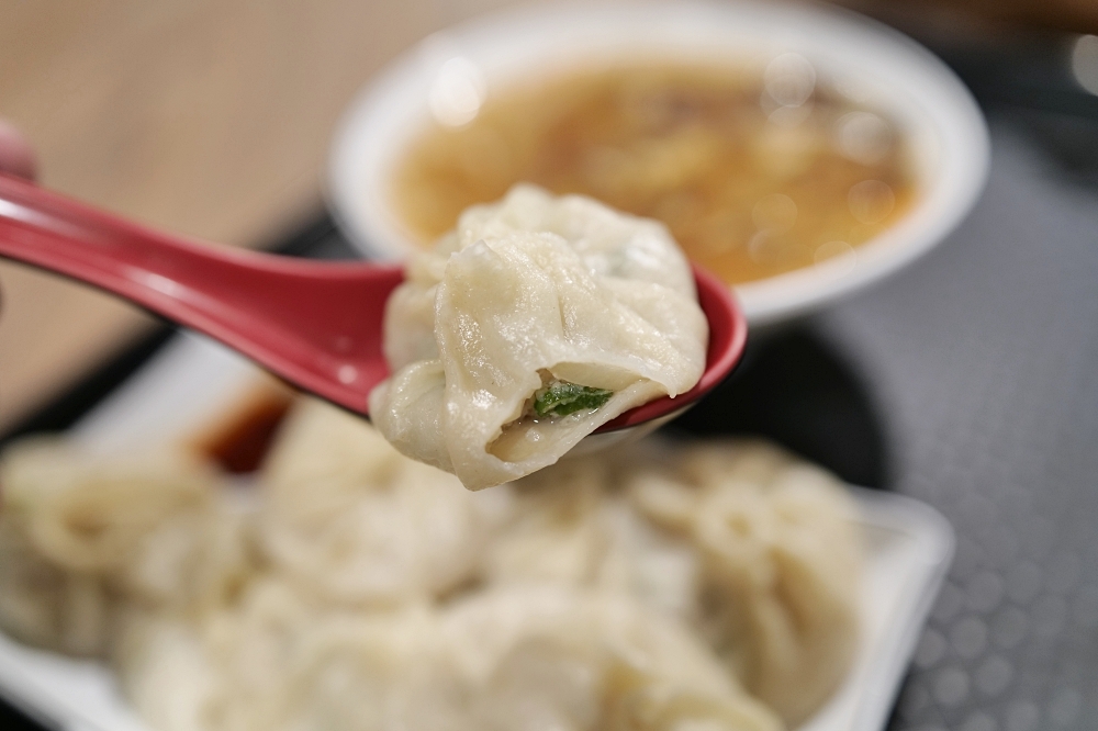 蘇澳美食推薦｜正好小籠包鮮肉蘇澳店，火車站前人氣美食 @捲捲頭 ♡ 品味生活