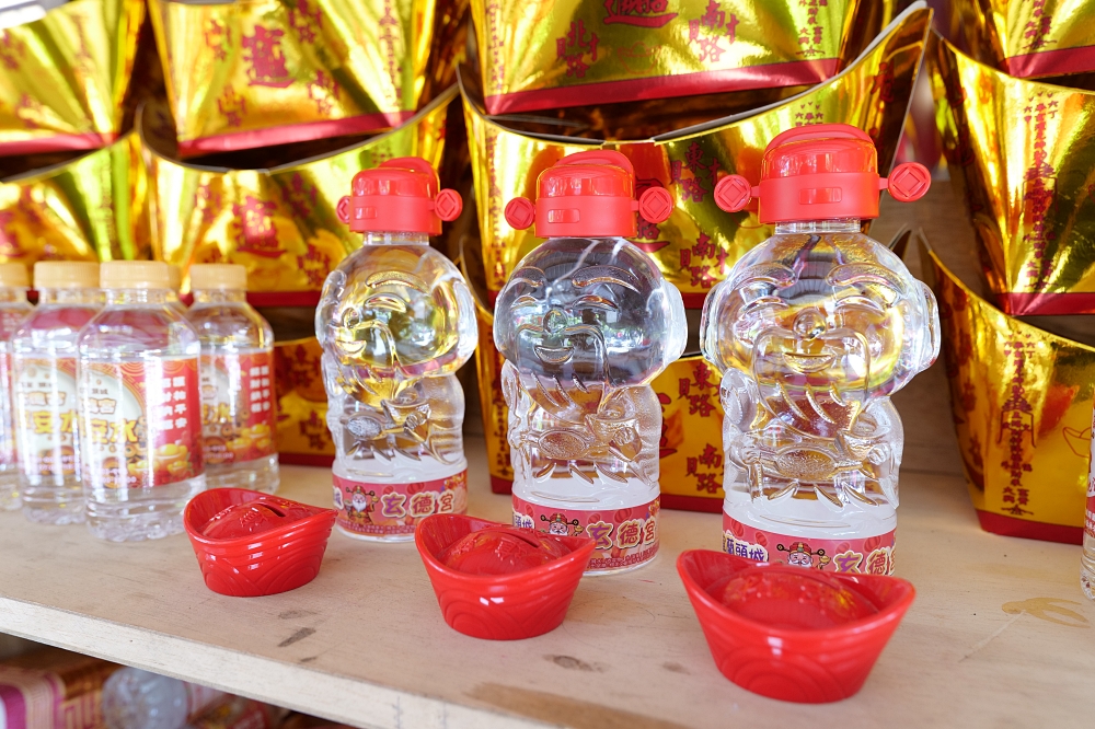 頭城泡麵土地公｜拜拜祈福還能吃泡麵的特色景點 @捲捲頭 ♡ 品味生活