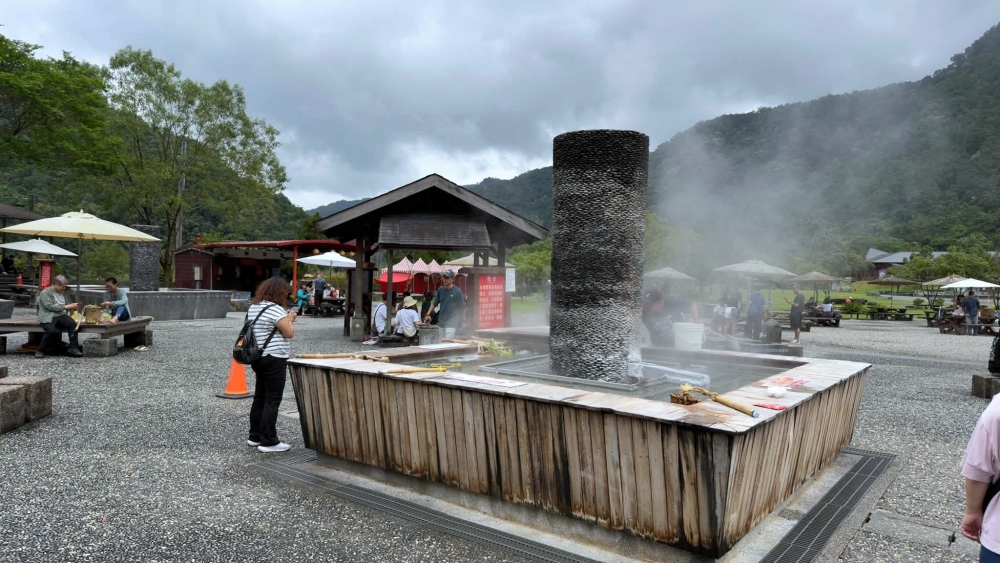 【清水地熱公園】 2026宜蘭大同必訪！免門票泡腳池、煮玉米野餐與日式湯屋開箱 @捲捲頭 ♡ 品味生活
