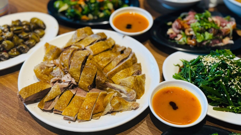 鴨肉送｜冬山老字號鴨肉名店，煙燻香氣讓人回味 @捲捲頭 ♡ 品味生活