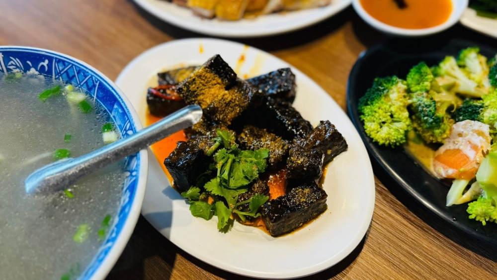 鴨肉送｜冬山老字號鴨肉名店，煙燻香氣讓人回味 @捲捲頭 ♡ 品味生活