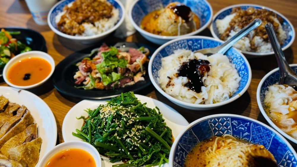 鴨肉送｜冬山老字號鴨肉名店，煙燻香氣讓人回味 @捲捲頭 ♡ 品味生活