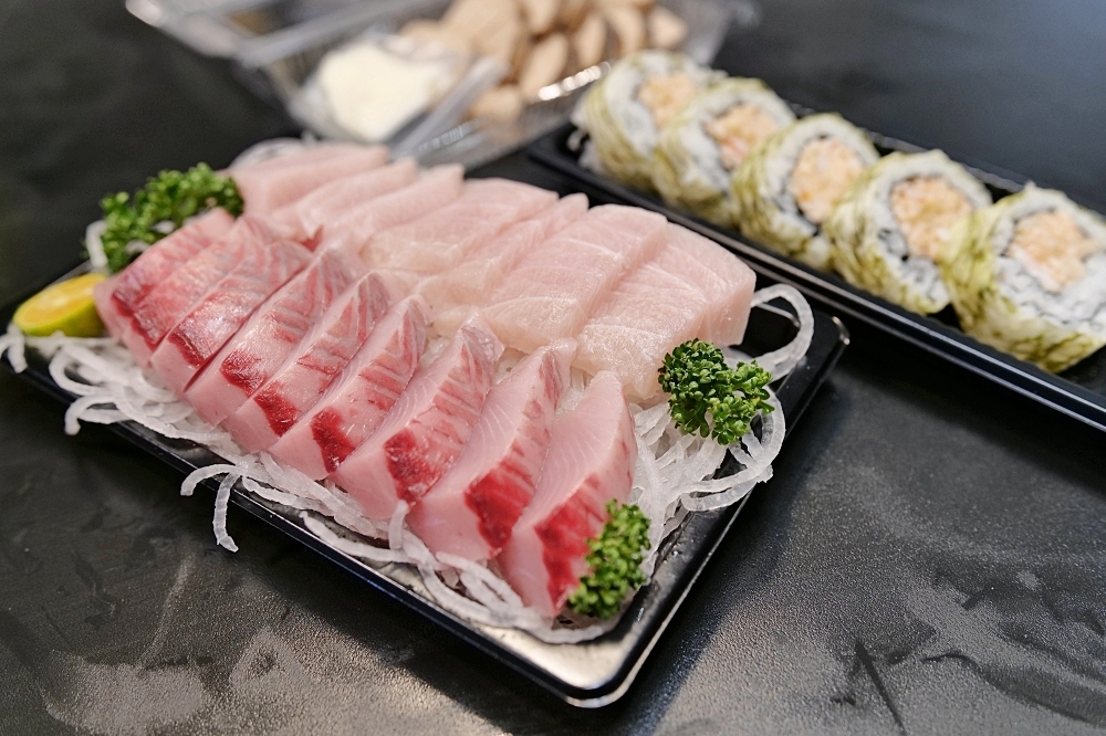南方澳美食推薦｜津生魚片專賣店超厚切生魚片只要300元 @捲捲頭 ♡ 品味生活