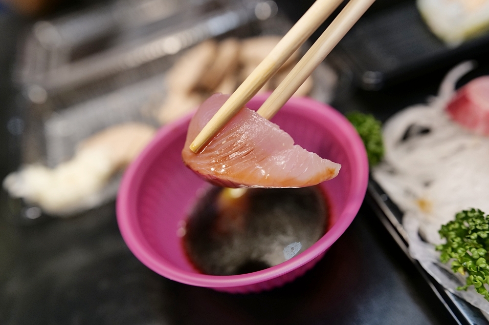 南方澳美食推薦｜津生魚片專賣店超厚切生魚片只要300元 @捲捲頭 ♡ 品味生活