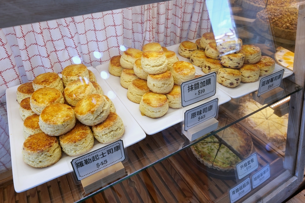 Gather食聚咖啡｜宜蘭爆紅千層蛋糕，芋泥抹茶層層療癒 @捲捲頭 ♡ 品味生活