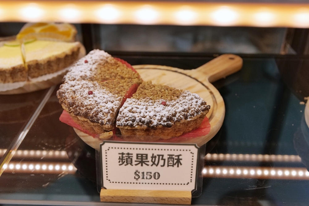 Gather食聚咖啡｜宜蘭爆紅千層蛋糕，芋泥抹茶層層療癒 @捲捲頭 ♡ 品味生活