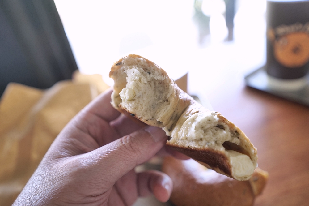 【What’s Up Dough? 花莎豆米貝果】宜蘭員山人氣新店!工業風貝果店推薦 @捲捲頭 ♡ 品味生活 【What’s Up Dough? 花莎豆米貝果】宜蘭員山人氣新店!工業風貝果店推薦 @捲捲頭 ♡ 品味生活