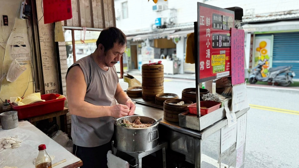 桃園【陳秋剛綿綿冰】專賣一個手打綿綿冰就生意超好，必點冰品和營業時間分享 @捲捲頭 ♡ 品味生活