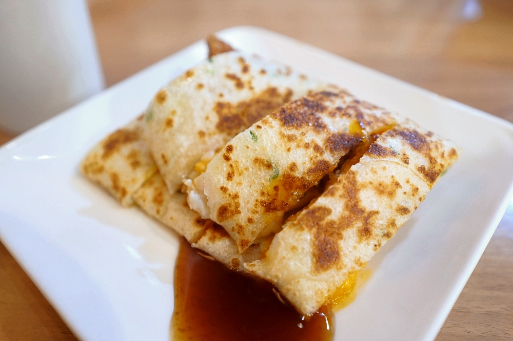 老食早餐｜羅東高中旁超酥脆「勁兇蛋餅」必點！ @捲捲頭 ♡ 品味生活