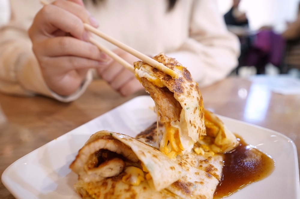 老食早餐｜羅東高中旁超酥脆「勁兇蛋餅」必點！ @捲捲頭 ♡ 品味生活