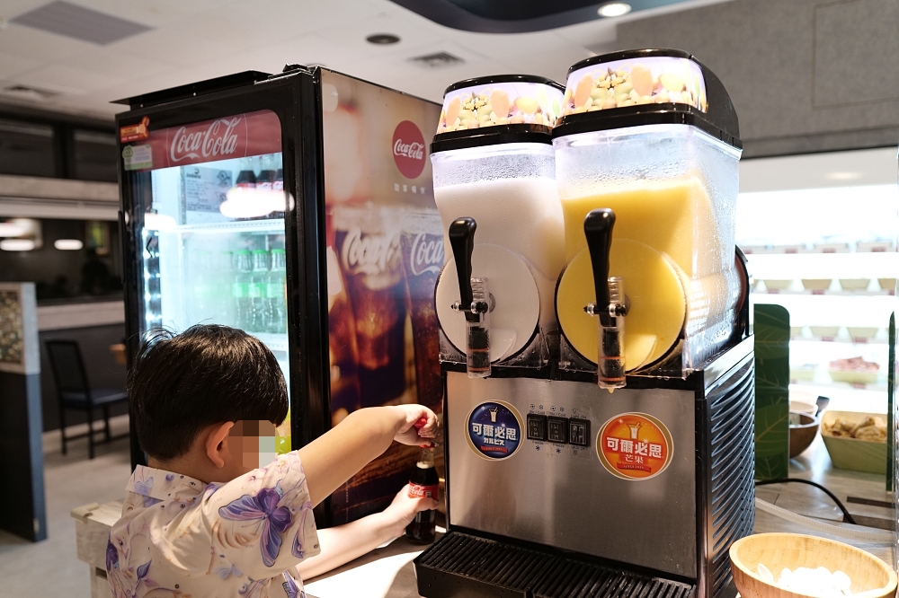 皇泰火鍋城｜火鍋吃到飽＋98 元烤串升級，超值度爆棚 @捲捲頭 ♡ 品味生活