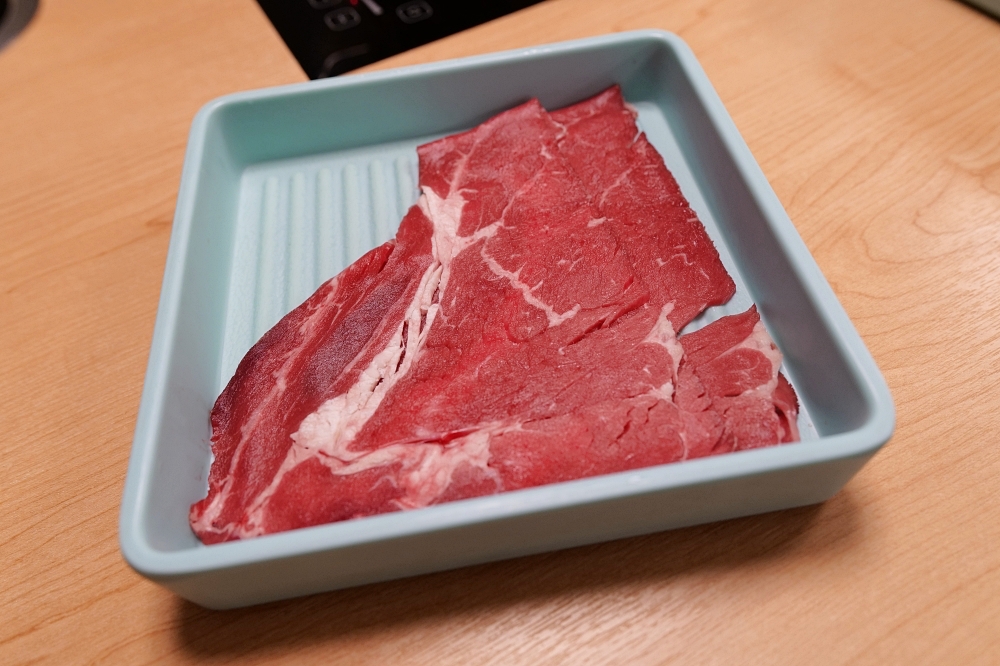 皇泰火鍋城｜火鍋吃到飽＋98 元烤串升級，超值度爆棚 @捲捲頭 ♡ 品味生活