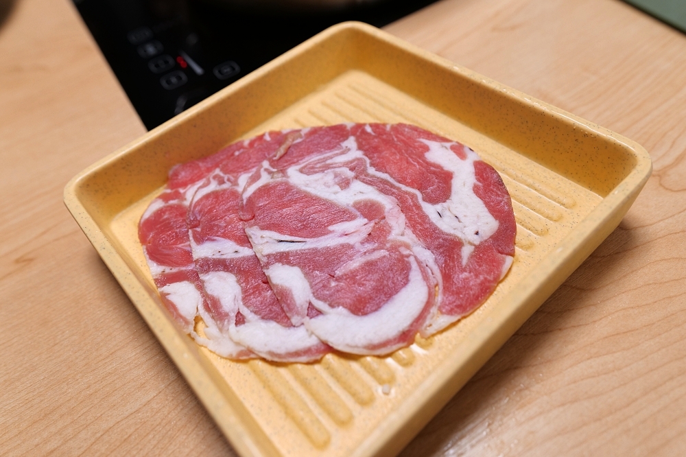 皇泰火鍋城｜火鍋吃到飽＋98 元烤串升級，超值度爆棚 @捲捲頭 ♡ 品味生活