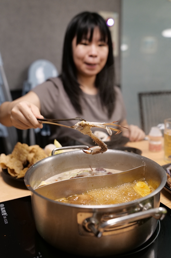 皇泰火鍋城｜火鍋吃到飽＋98 元烤串升級，超值度爆棚 @捲捲頭 ♡ 品味生活