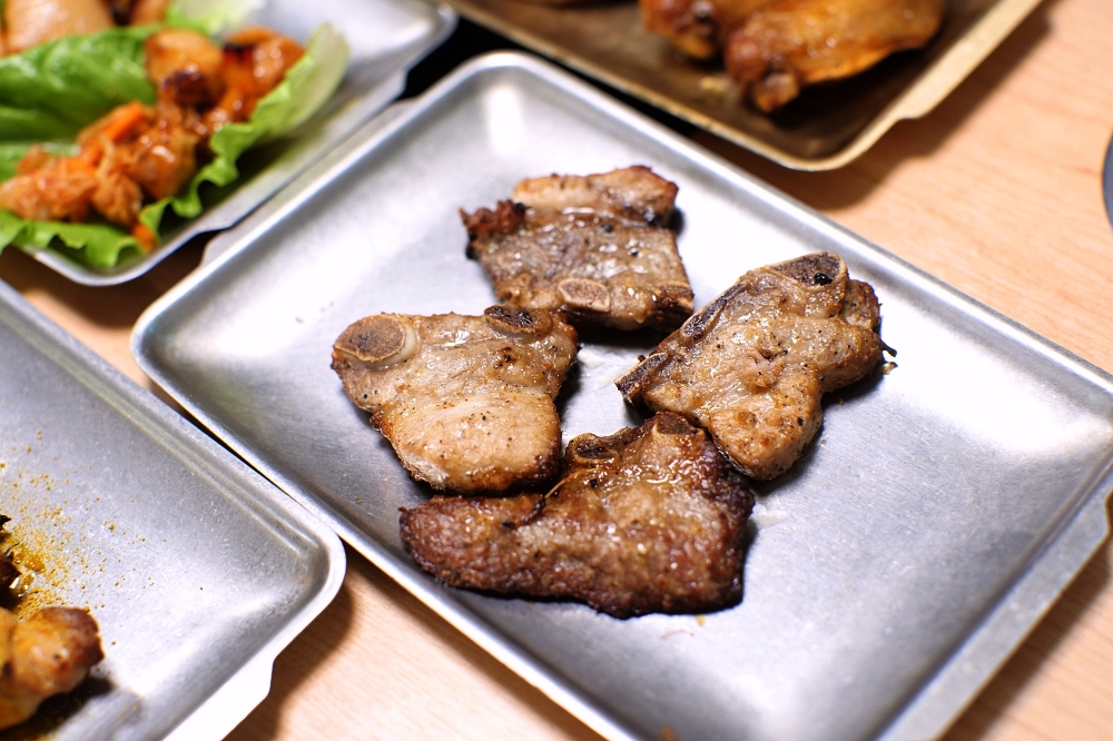 皇泰火鍋城｜火鍋吃到飽＋98 元烤串升級，超值度爆棚 @捲捲頭 ♡ 品味生活