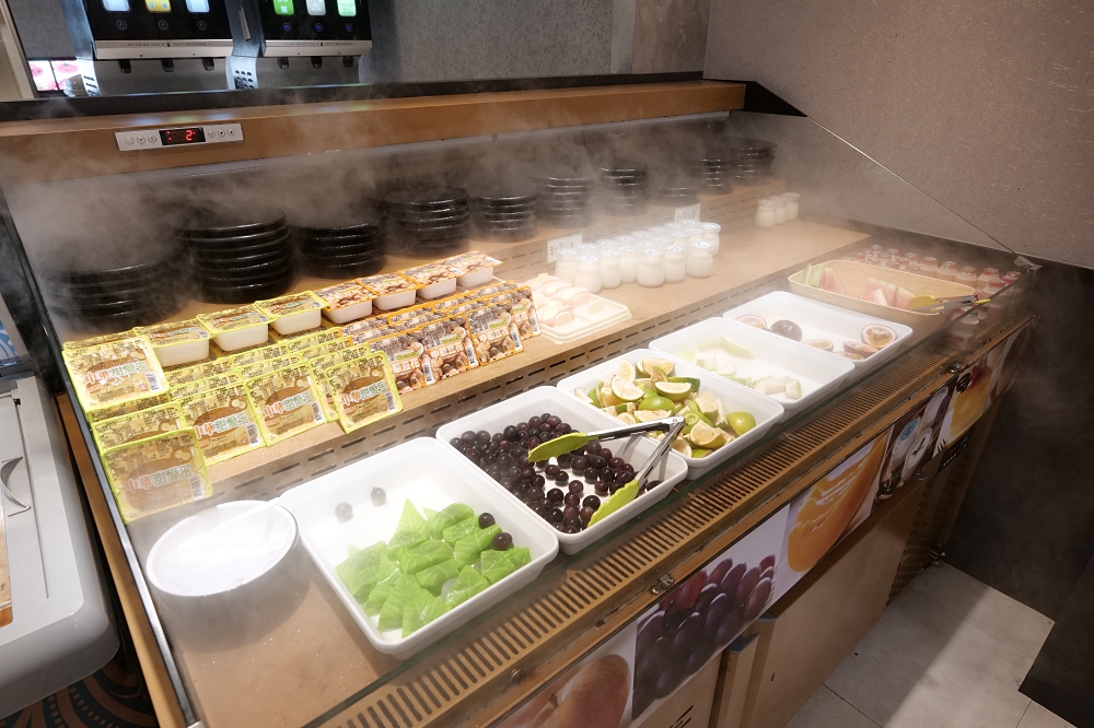 皇泰火鍋城｜火鍋吃到飽＋98 元烤串升級，超值度爆棚 @捲捲頭 ♡ 品味生活