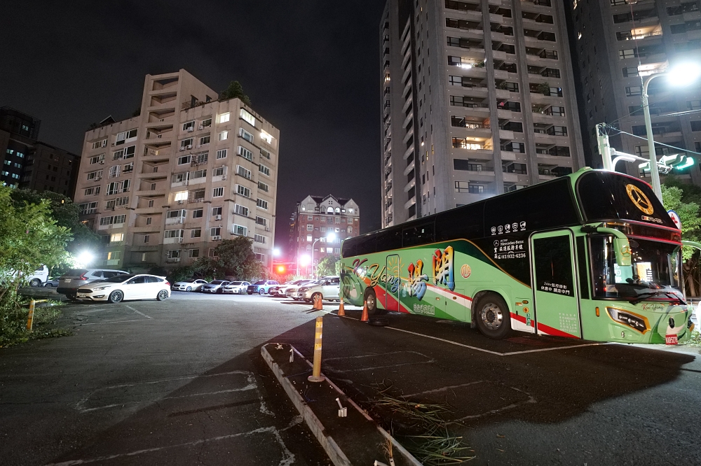 皇泰火鍋城｜火鍋吃到飽＋98 元烤串升級，超值度爆棚 @捲捲頭 ♡ 品味生活