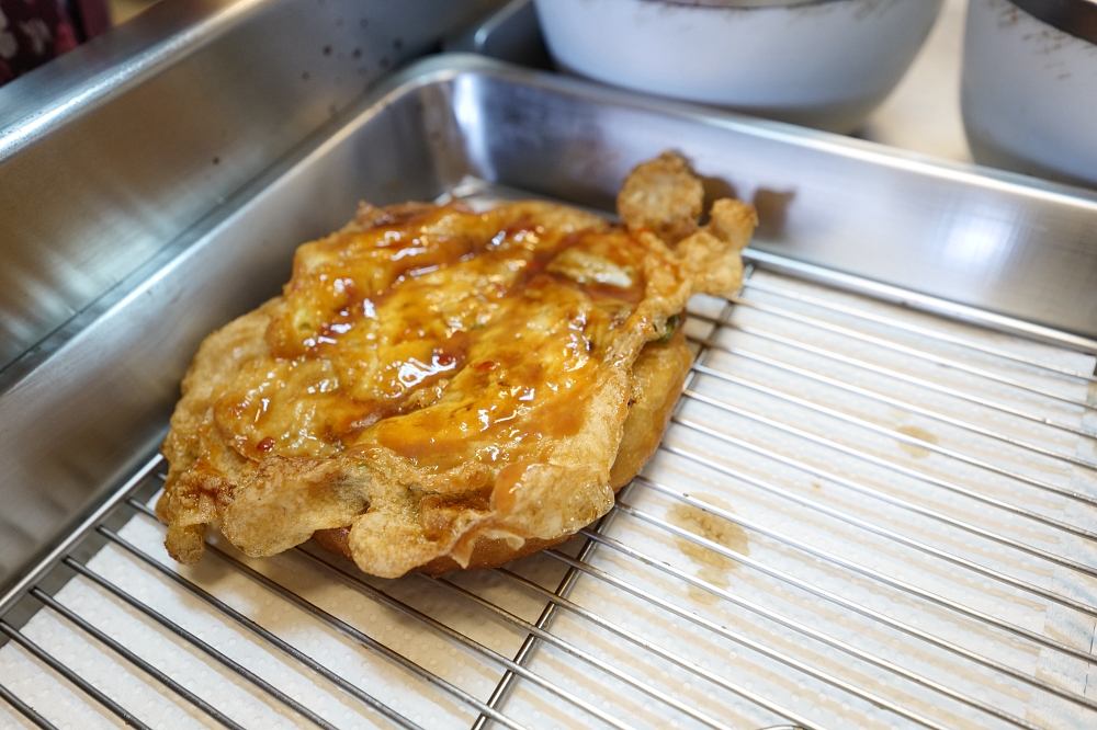 宜蘭美食推薦｜龍潭日香炸彈蔥油餅：免費紅茶喝到飽！隱藏版三星蔥主角 @捲捲頭 ♡ 品味生活