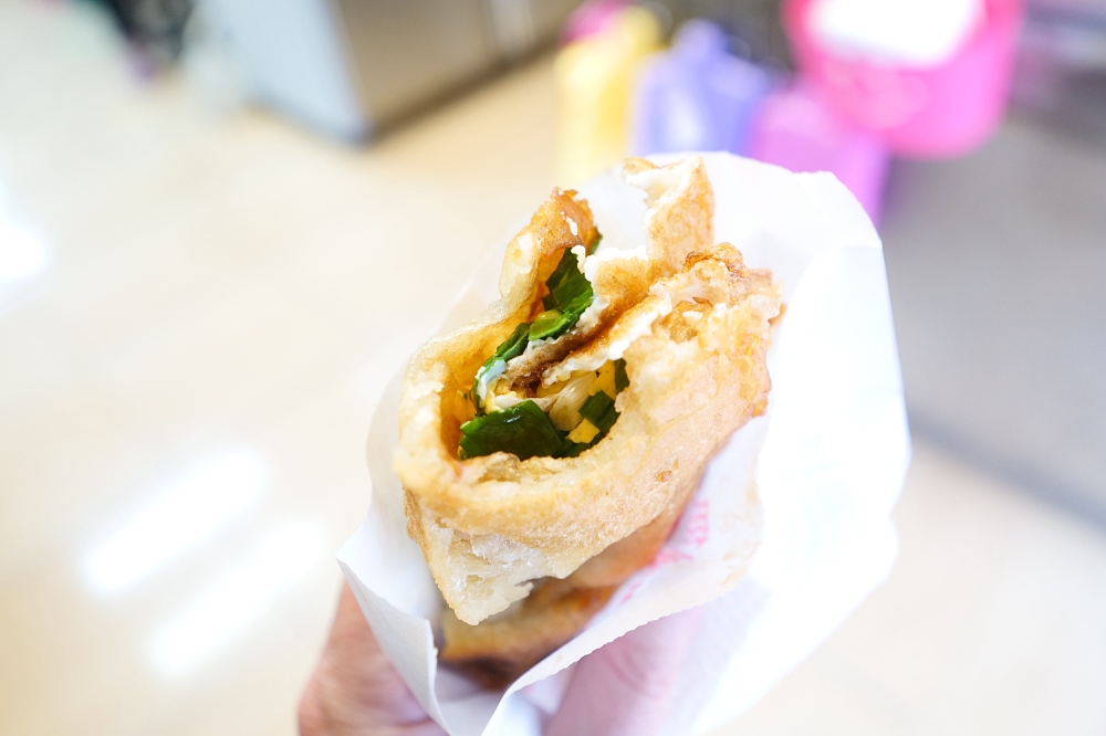宜蘭美食推薦｜龍潭日香炸彈蔥油餅：免費紅茶喝到飽！隱藏版三星蔥主角 @捲捲頭 ♡ 品味生活
