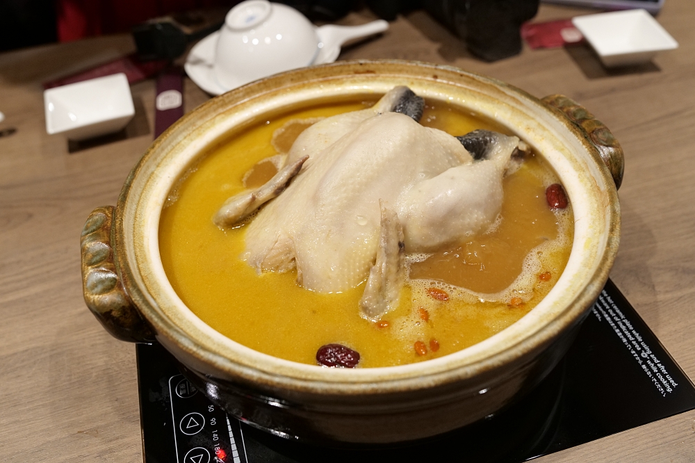 【君曜雞湯】信義區最強!捷運 101/安和站超方便,必預約的頂級雞湯 @捲捲頭 ♡ 品味生活 【君曜雞湯】信義區最強!捷運 101/安和站超方便,必預約的頂級雞湯 @捲捲頭 ♡ 品味生活